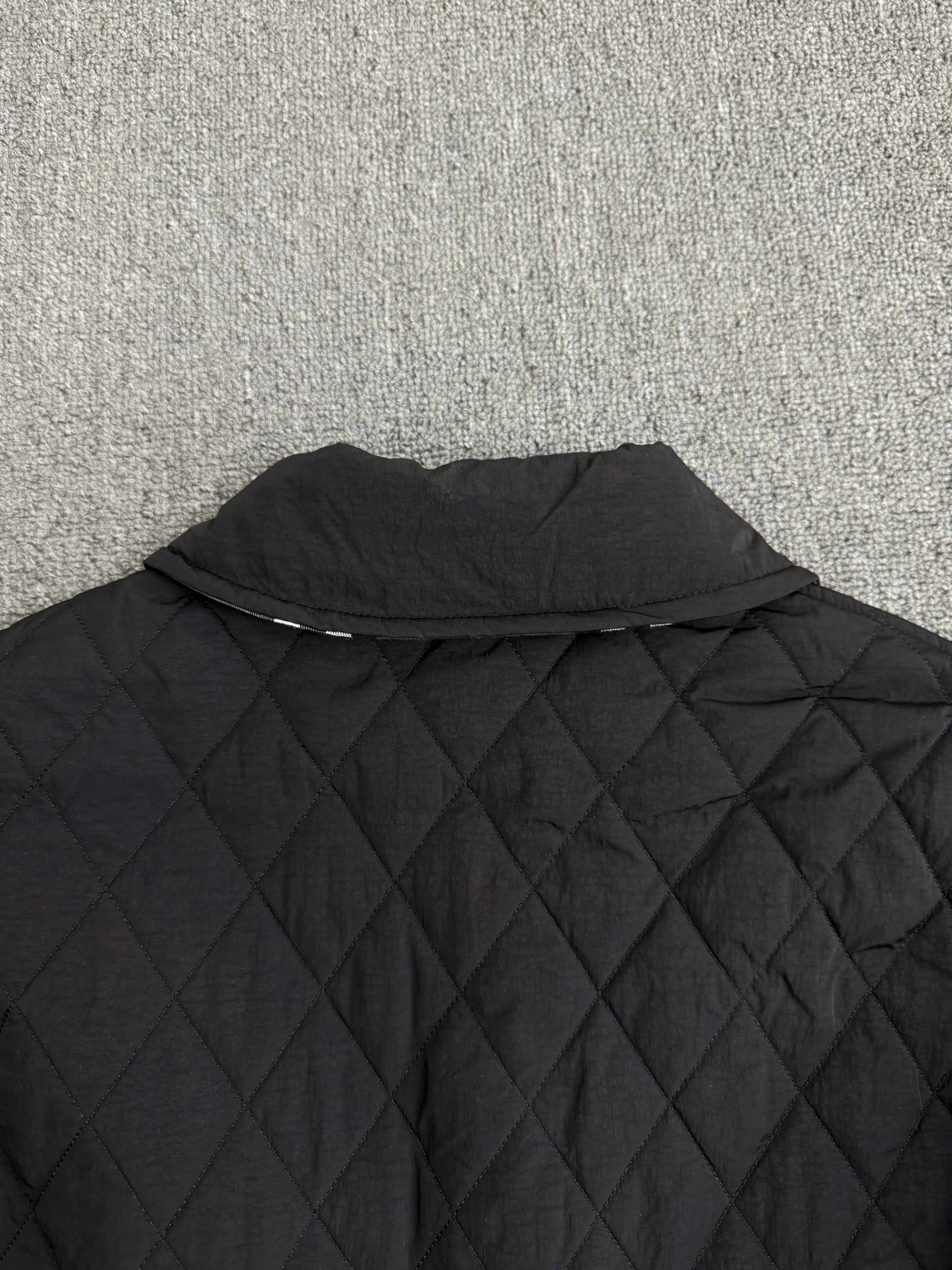wg.luxury-- 2ur25rry reversible item: E-F431J0107